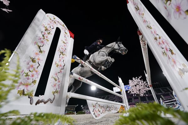Cuộc đua ngựa vượt chướng ngại vật tại Thế vận hội mùa hè 2020 ở Tokyo - Sputnik Việt Nam