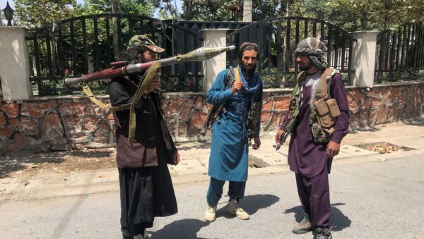 Các tay súng Taliban* trên đường phố Kabul - Sputnik Việt Nam