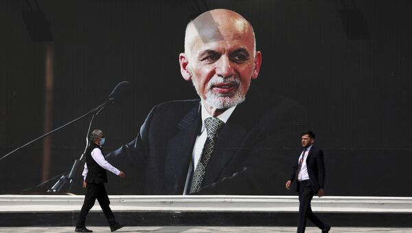 Ảnh chụp Tổng thống Afghanistan Ashraf Ghani tại Sân bay Quốc tế Kabul - Sputnik Việt Nam