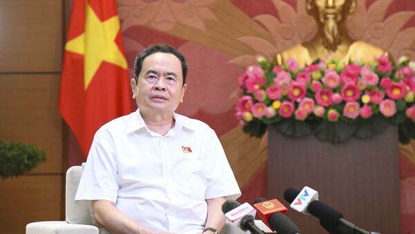 Phó Chủ tịch Thường trực Quốc hội Trần Thanh Mẫn trả lời phỏng vấn báo chí. - Sputnik Việt Nam