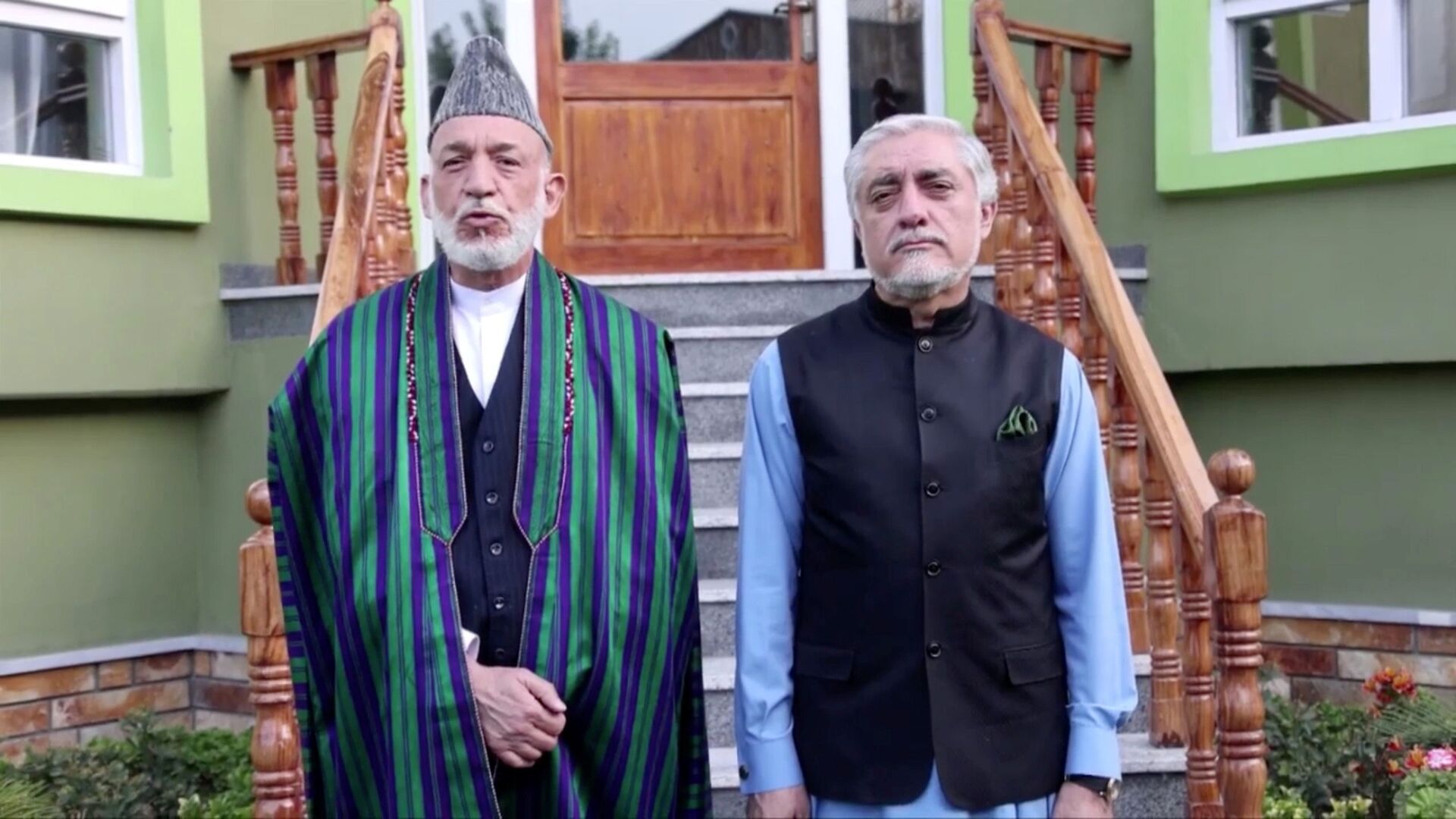 Cựu Tổng thống Afghanistan Hamid Karzai và người đứng đầu Hội đồng Hòa giải Quốc gia Abdullah Abdullah - Sputnik Việt Nam, 1920, 05.10.2021