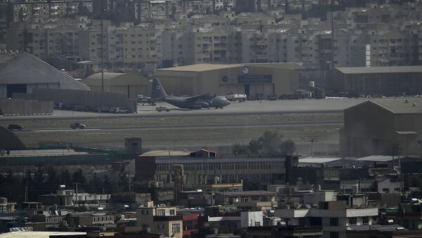 Máy bay tại sân bay Kabul. - Sputnik Việt Nam