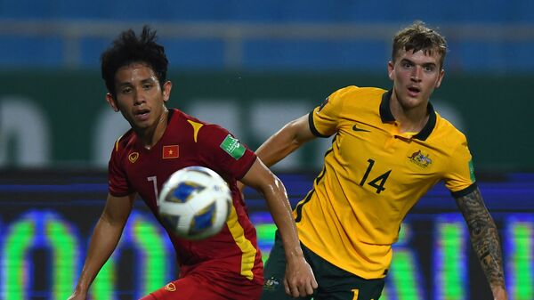 Trận đấu giữa tuyển Việt Nam và Australia trong khuôn khổ vòng loại World Cup 2022 khu vực châu Á - Sputnik Việt Nam
