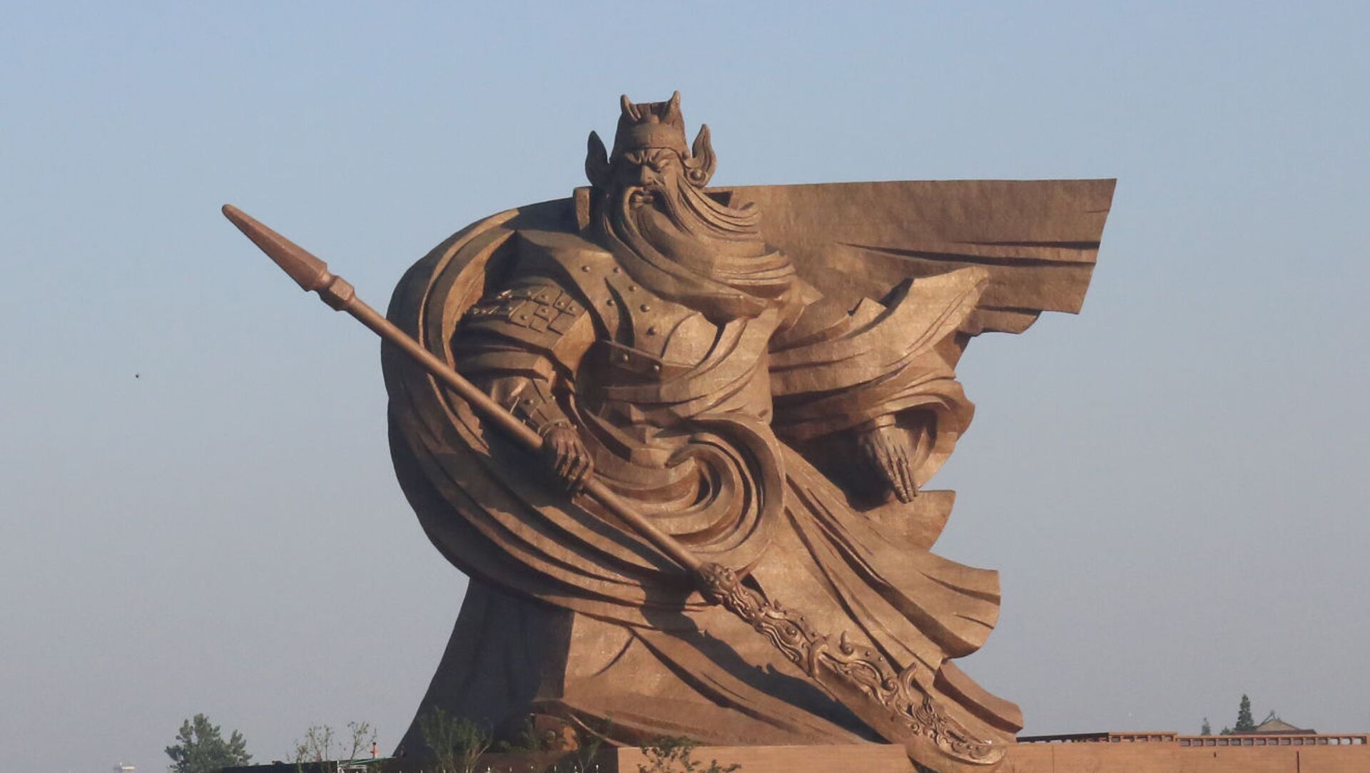 Bức tượng vinh danh nhà lãnh đạo quân sự Quan Vũ thành phố Kinh Châu, tỉnh Hồ Bắc, Trung Quốc - Sputnik Việt Nam, 1920, 09.09.2021