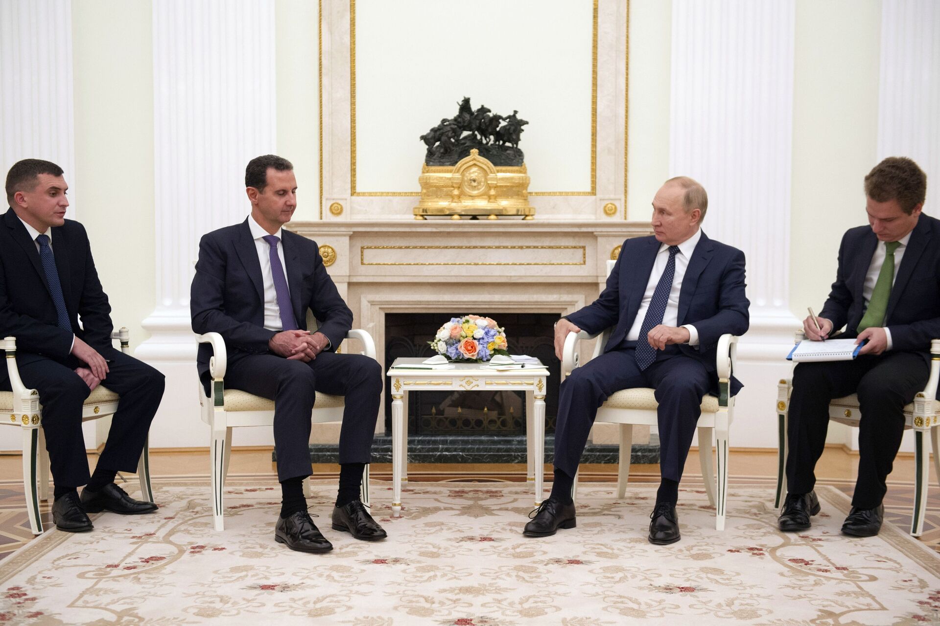 Ông Putin gặp Tổng thống Syria Bashar al-Assad tại Điện Kremlin - Sputnik Việt Nam, 1920, 01.03.2022