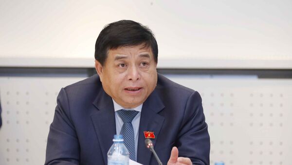 Bộ trưởng Bộ Kế hoạch và Đầu tư Nguyễn Chí Dũng phát biểu - Sputnik Việt Nam