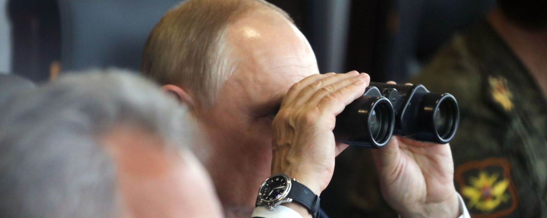 Tổng thống Nga Vladimir Putin giám sát giai đoạn chính của cuộc tập trận Zapad-2021 - Sputnik Việt Nam, 1920, 12.12.2021