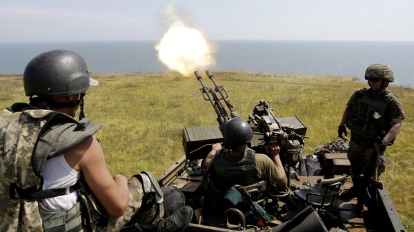 Quân đội Ukraina tập trận gần Mariupol - Sputnik Việt Nam
