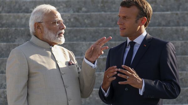 Thủ tướng Ấn Độ Narendra Modi và Tổng thống Pháp Emmanuel Macron  - Sputnik Việt Nam
