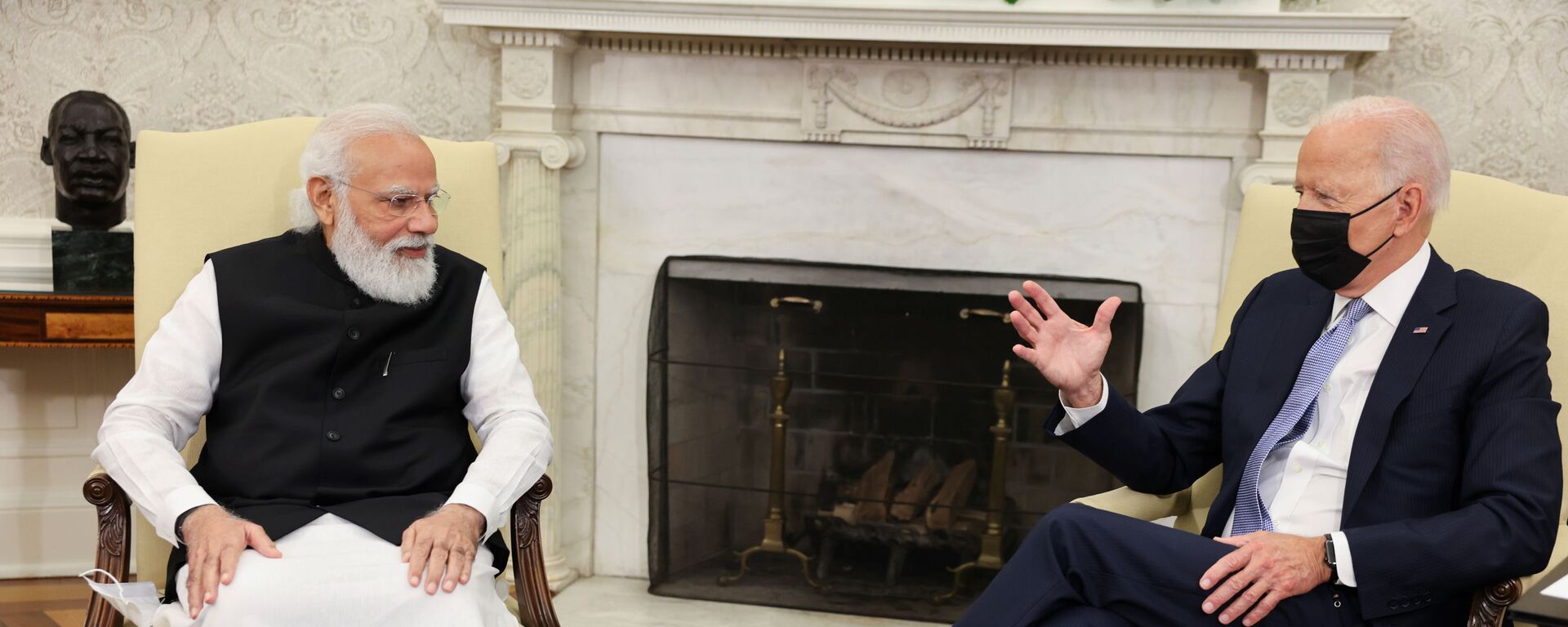 Tổng thống Mỹ Joe Biden gặp Thủ tướng Ấn Độ Narendra Modi tại Phòng Bầu dục Nhà Trắng ở Washington - Sputnik Việt Nam, 1920, 25.09.2021