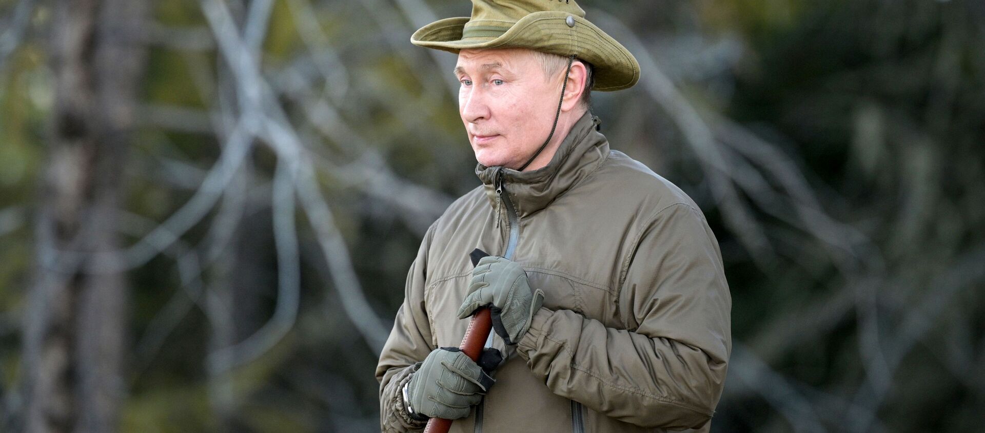 Trong thời gian kỳ nghỉ ở Siberia, Tổng thống Nga Vladimir Putin đã qua đêm giữa rừng taiga - Sputnik Việt Nam, 1920, 27.09.2021