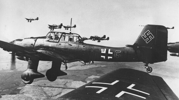 Máy bay ném bom Đức Ju-87 - Sputnik Việt Nam