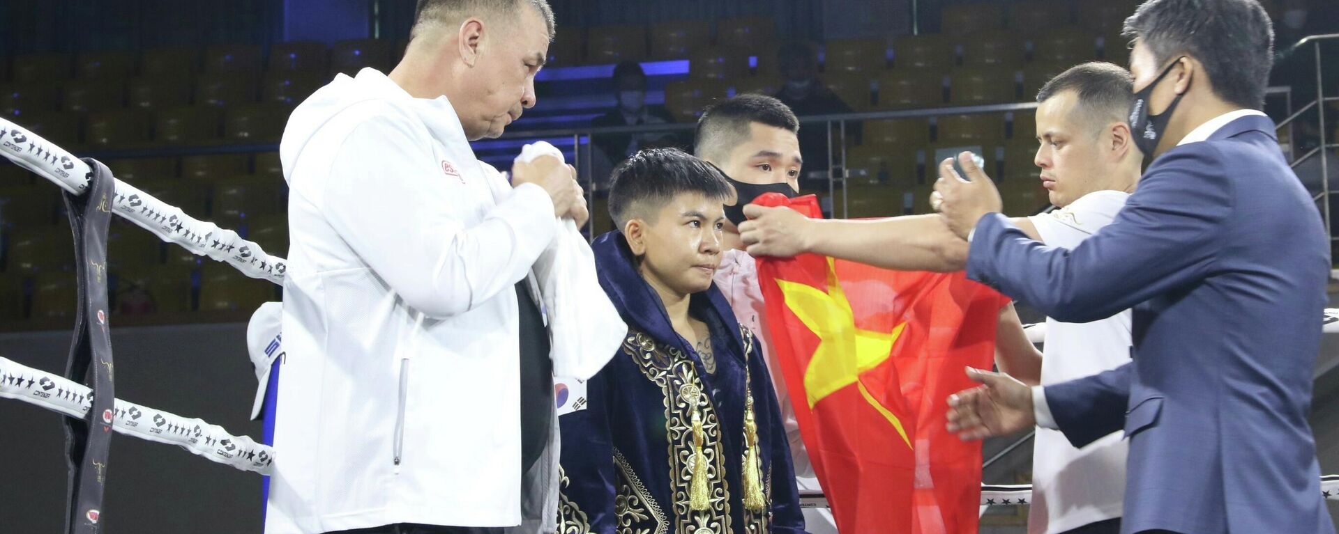 Võ sĩ Thu Nhi lên ngôi vô địch quyền Anh WBO thế giới - Sputnik Việt Nam, 1920, 24.10.2021