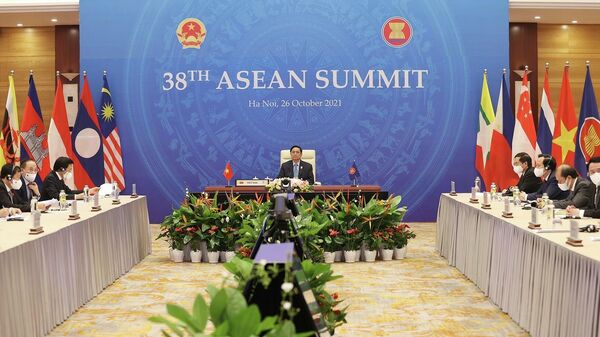 Thủ tướng Phạm Minh Chính tham dự Hội nghị cấp cao ASEAN lần thứ 38 tại điểm cầu Hà Nội. - Sputnik Việt Nam