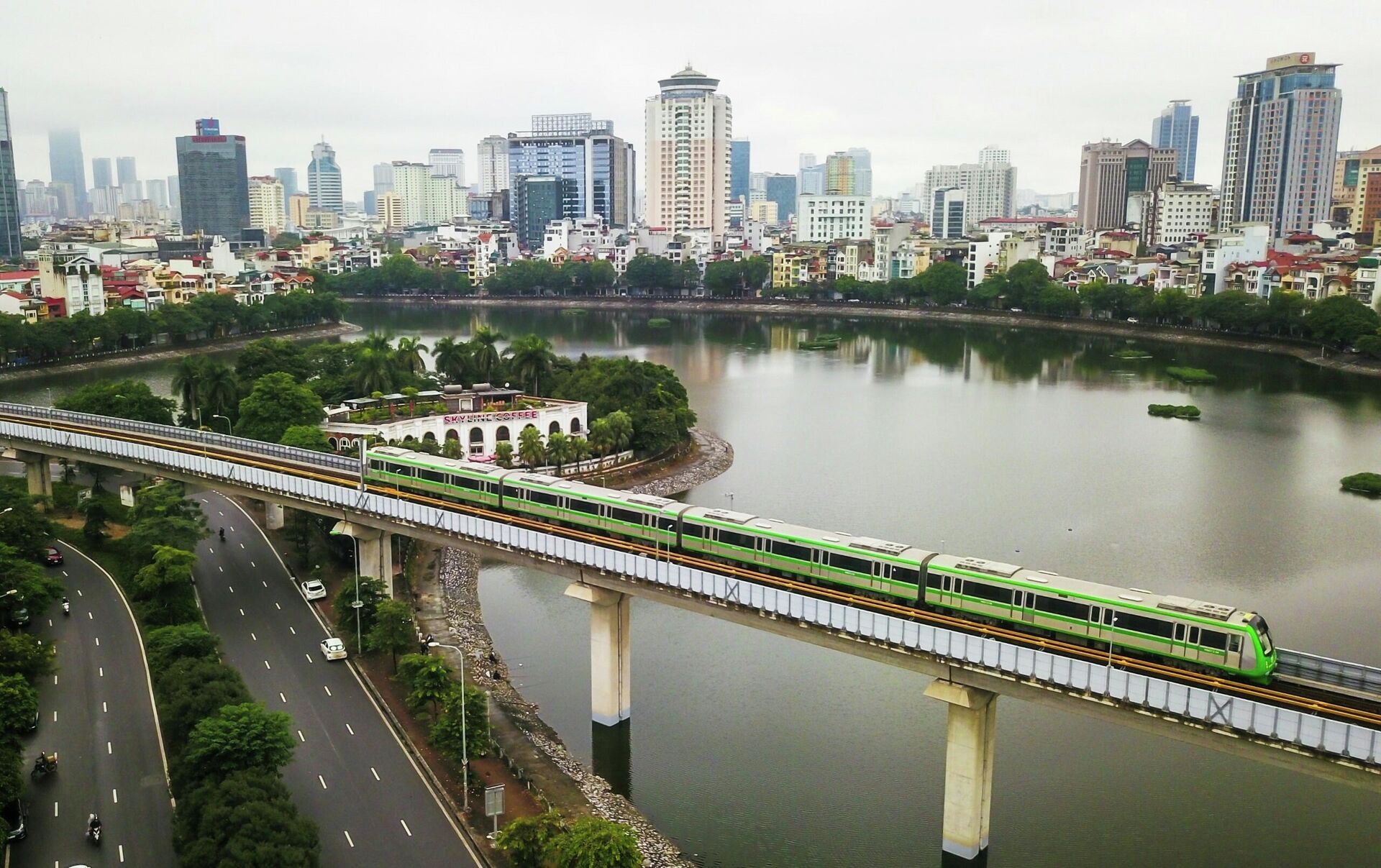 Đường sắt đô thị Cát Linh - Hà Đông có chiều dài tuyến đi trên cao là 13,5 km với 12 nhà ga.  - Sputnik Việt Nam, 1920, 16.12.2021