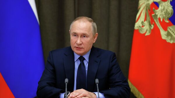 Tổng thống Liên bang Nga V.Putin đã hội kiến ​​với lãnh đạo Bộ Quốc phòng Liên bang Nga và các doanh nghiệp công nghiệp quốc phòng - Sputnik Việt Nam