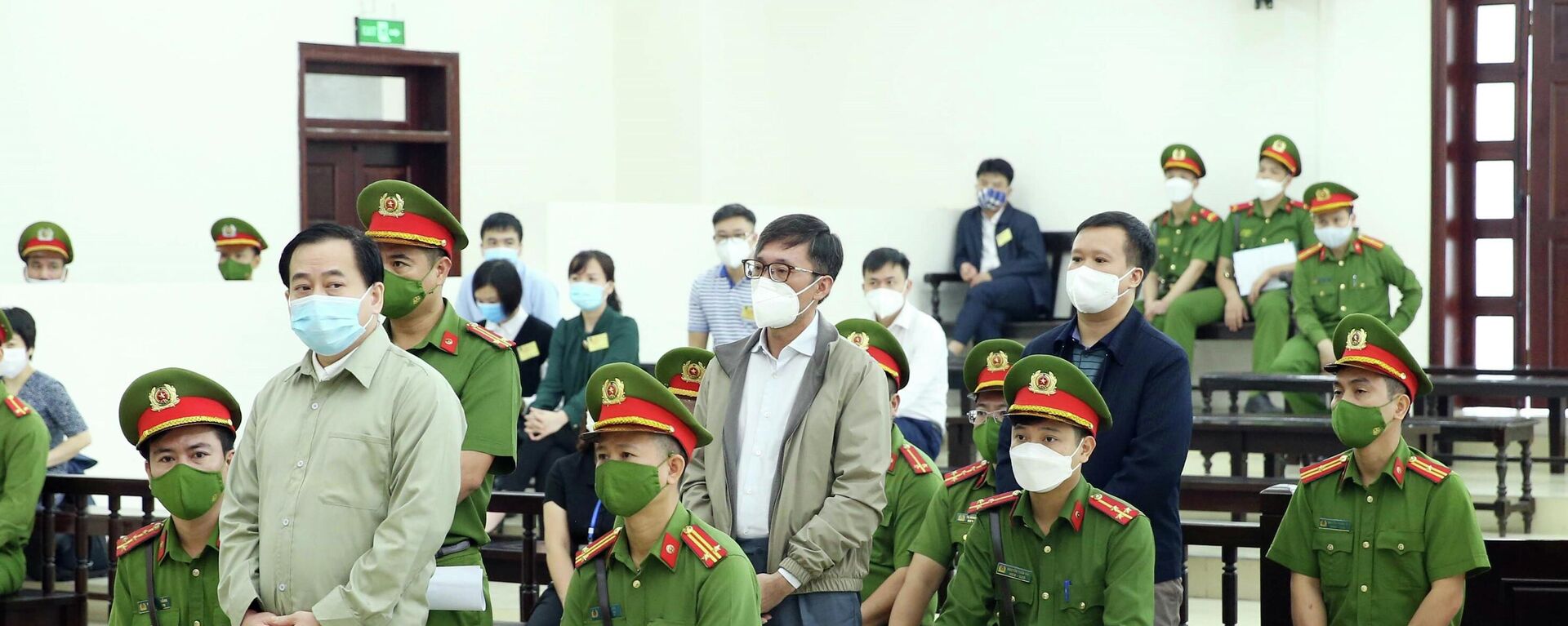 Các bị cáo tại phiên tòa xét xử. - Sputnik Việt Nam, 1920, 05.11.2021
