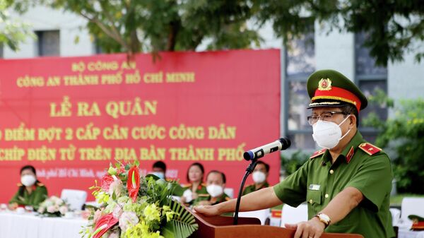 Thiếu tướng Trần Đức Tài, Phó Giám đốc Công an Thành phố Hồ Chí Minh phát biểu tại Lễ ra quân. - Sputnik Việt Nam