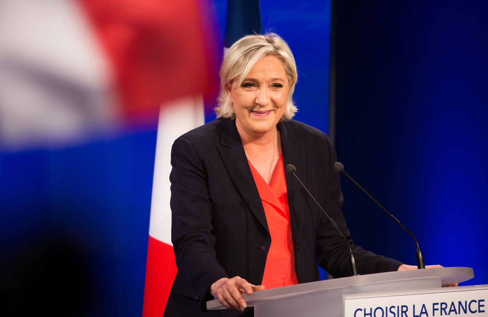 Marine Le Pen, lãnh đạo đảng chính trị Mặt trận Quốc gia Pháp, tại sự kiện sau cuộc bỏ phiếu vòng hai của cuộc bầu cử Tổng thống Pháp - Sputnik Việt Nam, 1920, 08.11.2021