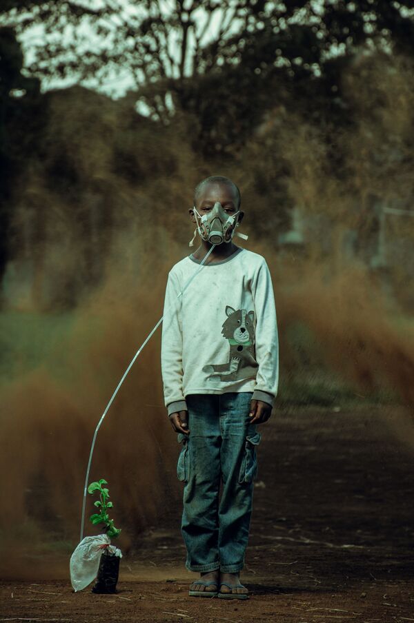 Ảnh «Last Breath» (2021) của Kevin Ochieng Onyango, chiến thắng trong hạng mục «Hành động khí hậu» của cuộc thi The Environmental Photographer of the Year 2021 - Sputnik Việt Nam