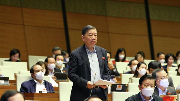 Bộ trưởng Bộ Công an Tô Lâm trả lời chất vấn đối với nhóm vấn đề thứ nhất - Sputnik Việt Nam