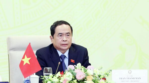 Phó Chủ tịch Thường trực Quốc hội Trần Thanh Mẫn phát biểu tại điểm cầu Hà Nội. - Sputnik Việt Nam