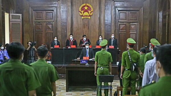 Tòa tuyên án nguyên Phó Chủ tịch UBND Thành phố Hồ Chí Minh Nguyễn Thành Tài trong vụ án sai phạm hoán đổi đất - Sputnik Việt Nam