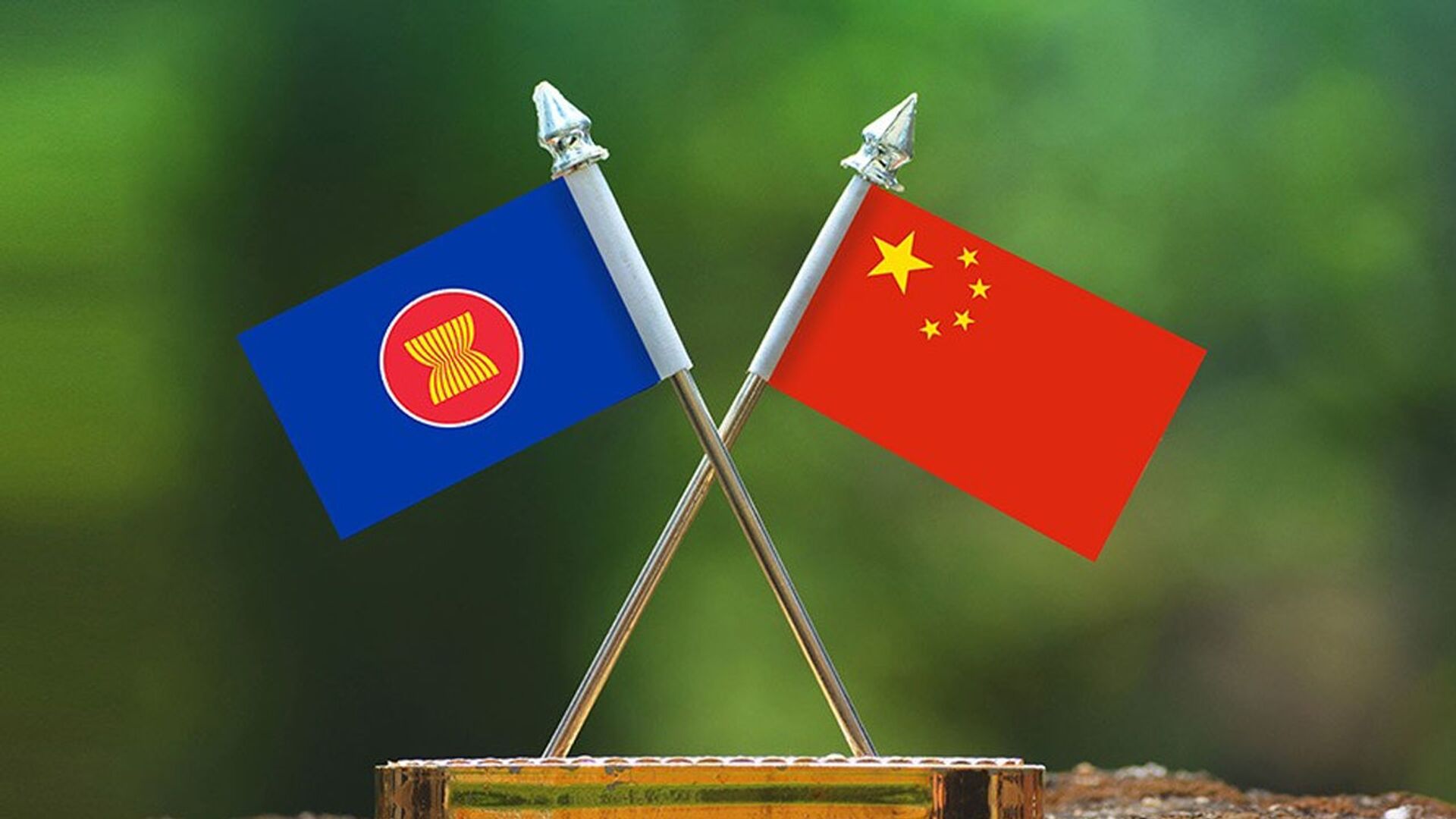 Quốc kỳ các nước ASEAN và Trung Quốc - Sputnik Việt Nam, 1920, 14.09.2023