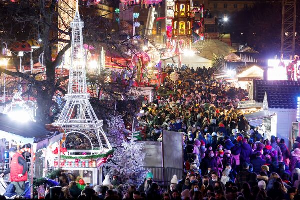 Chợ Giáng sinh ở Paris - Sputnik Việt Nam
