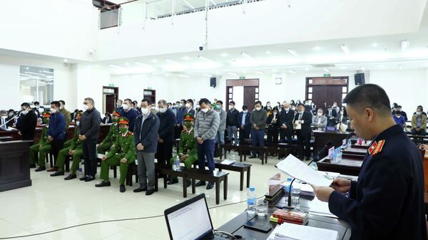 Đại diện Viện Kiểm sát đọc bản luận tội và đề nghị các mức án với 36 bị cáo - Sputnik Việt Nam