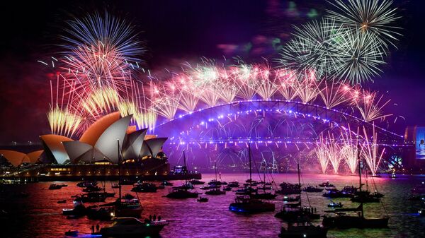 Hải cảng Sydney trong lễ hội pháo hoa mừng Năm Mới ở Australia - Sputnik Việt Nam