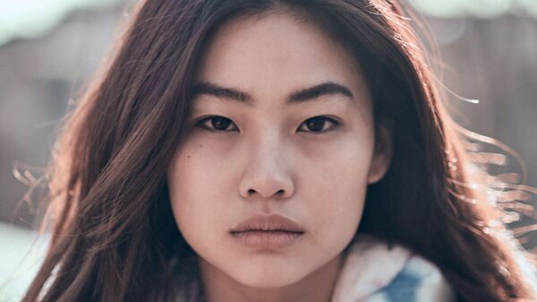 Siêu mẫu kiêm diễn viên Hàn Quốc Jung Ho-yeon - Sputnik Việt Nam