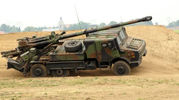 Pháo tự hành 155 mm CAESAR, do Nexter phát triển và sản xuất - Sputnik Việt Nam