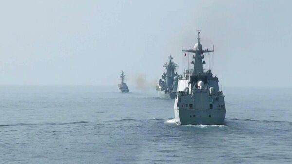 Tàu chiến của Nga, Iran và Trung Quốc trong cuộc tập trận hải quân CHIRU-2022 ở Biển Ả Rập - Sputnik Việt Nam