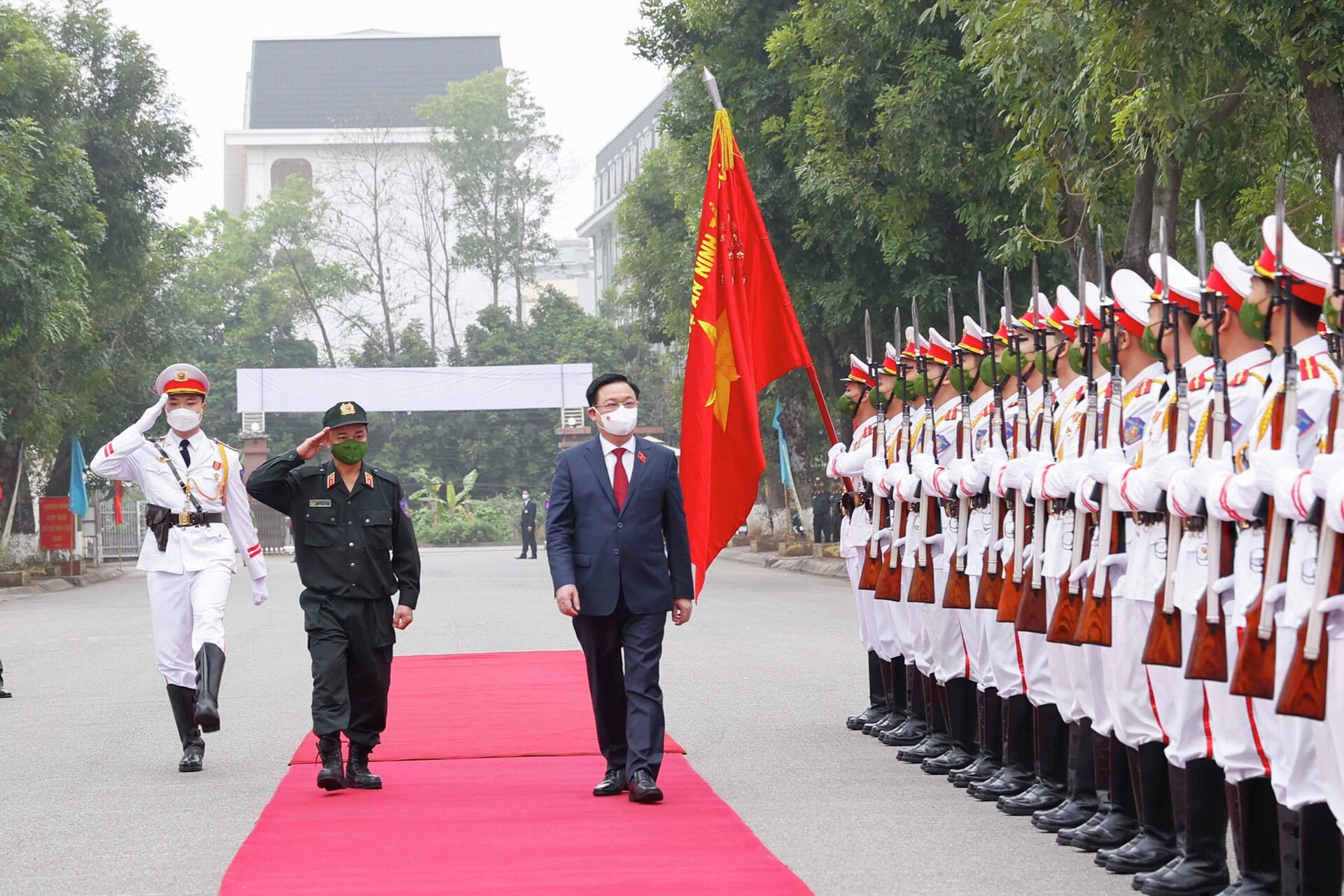 Chủ tịch Quốc hội Vương Đình Huệ chúc Tết các lực lượng vũ trang trên địa bàn Thủ đô - Sputnik Việt Nam, 1920, 27.01.2022