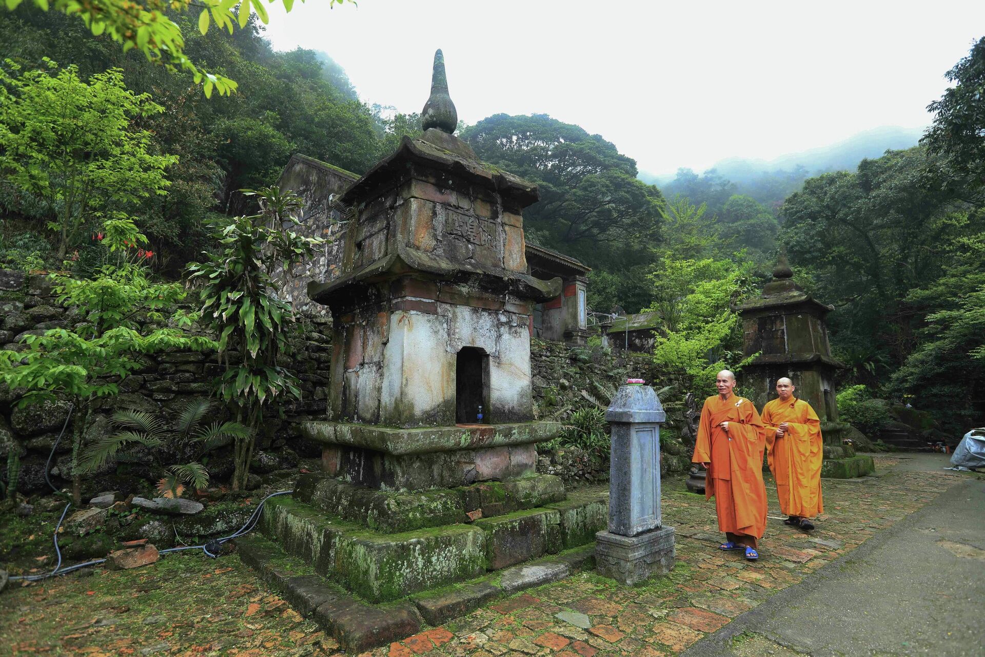 Am - chùa Ngọa Vân là một di tích quan trọng nằm trong vùng địa linh của Phật giáo Trúc Lâm Yên Tử. - Sputnik Việt Nam, 1920, 10.02.2022