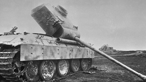 Xe tăng Đức bị tiêu diệt bỏ lại trên chiến trường - Sputnik Việt Nam