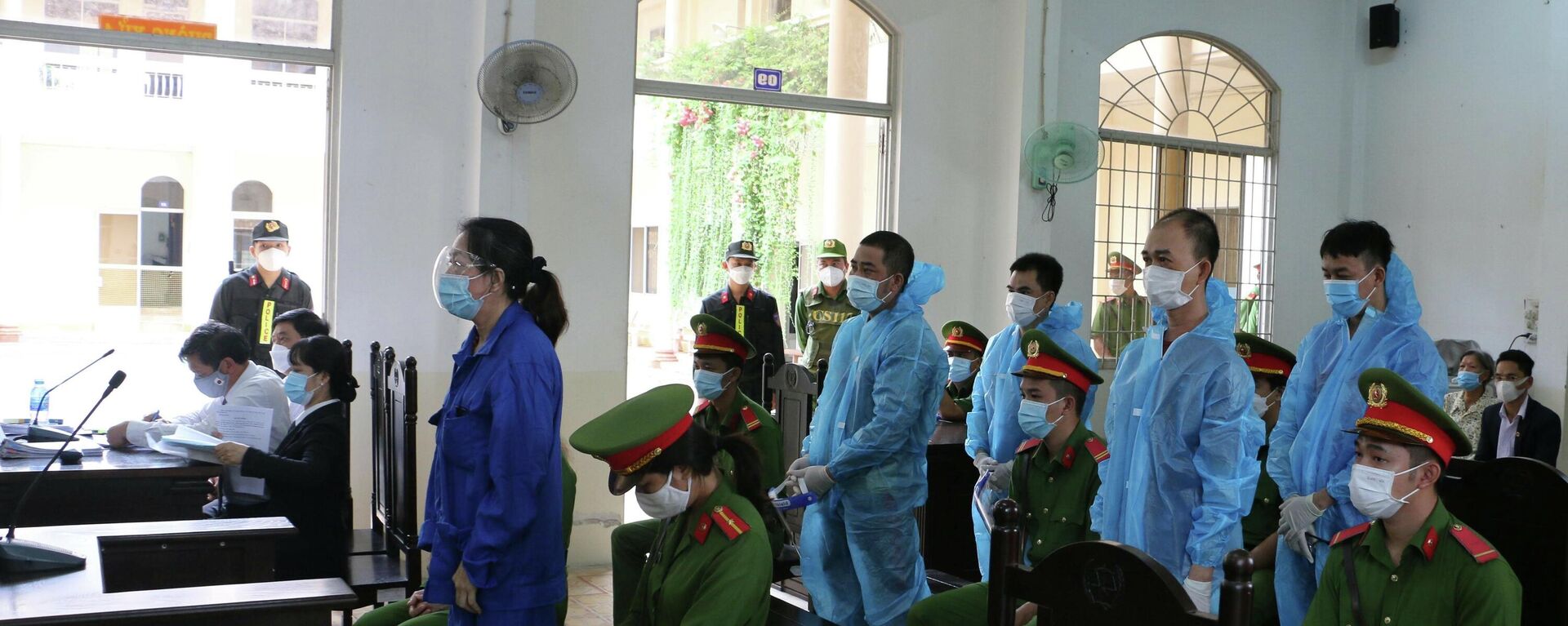 Các bị cáo tại phiên tòa sơ thẩm - Sputnik Việt Nam, 1920, 16.02.2022