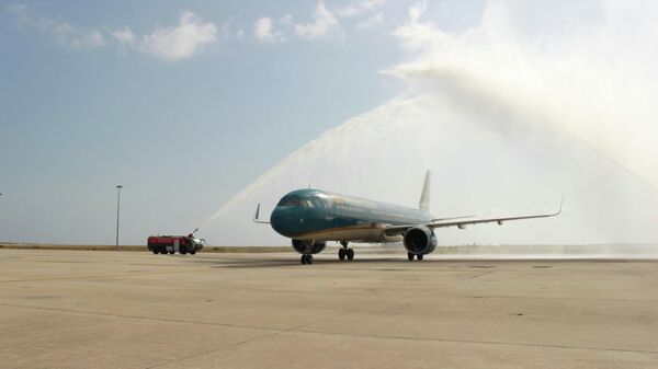 Máy bay mang số hiệu VN 1551 chở theo 138 hành khách từ Hà Nội đến Khánh Hòa trong sáng Mùng 1 Tết Nguyên đán Nhâm Dần. - Sputnik Việt Nam