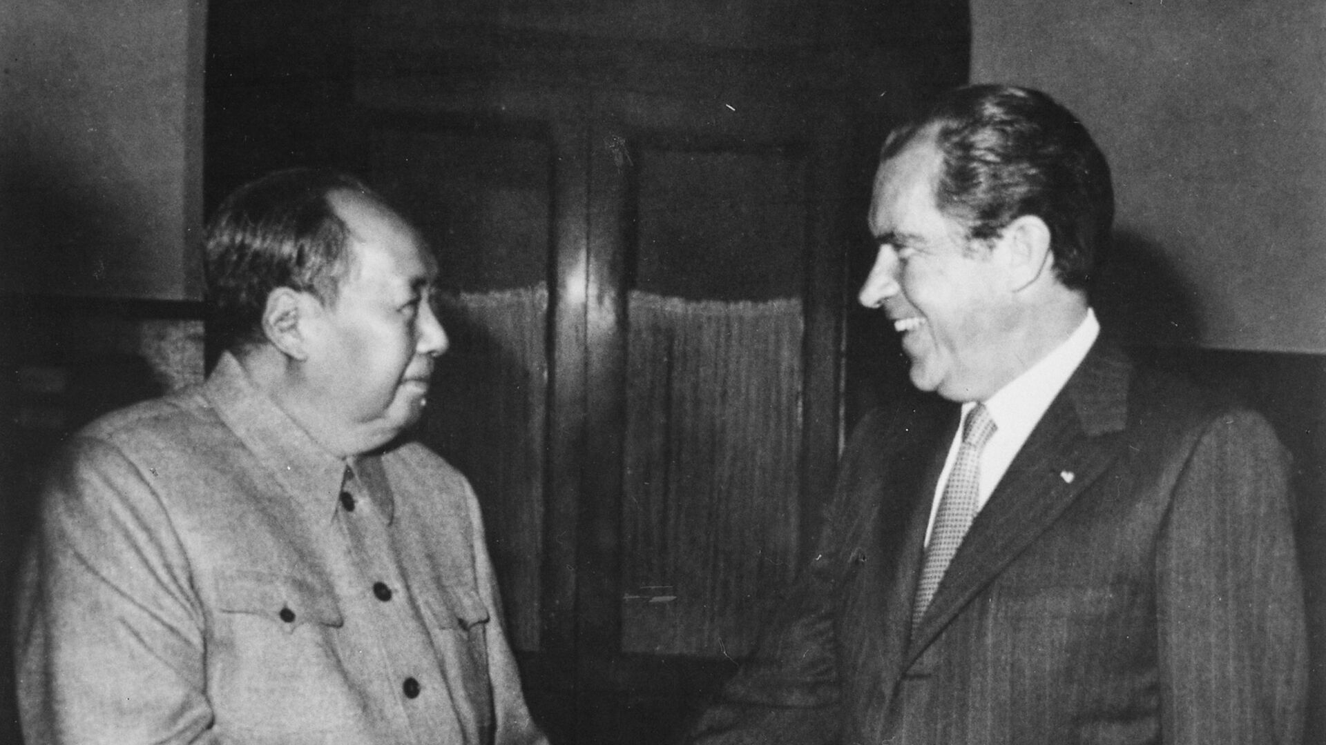 Cuộc gặp giữa Tổng thống Hoa Kỳ Richard Nixon và Chủ tịch BCH TƯ đảng Cộng sản Trung Quốc Mao Trạch Đông - Sputnik Việt Nam, 1920, 21.02.2022