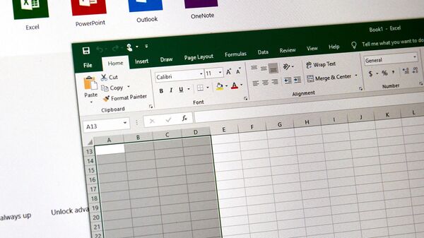 Bảng tính Microsoft Office Excel trên màn hình - Sputnik Việt Nam