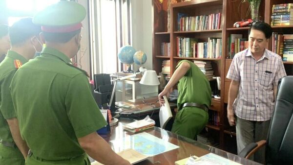Mở rộng điều tra sai phạm tại Trung tâm Phát triển quỹ đất thành phố Biên Hòa (Đồng Nai): Bắt tạm giam 4 bị can  - Sputnik Việt Nam