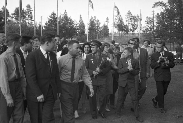 Nhà du hành vũ trụ Liên Xô Yuri Gagarin đến thăm Phần Lan - Sputnik Việt Nam