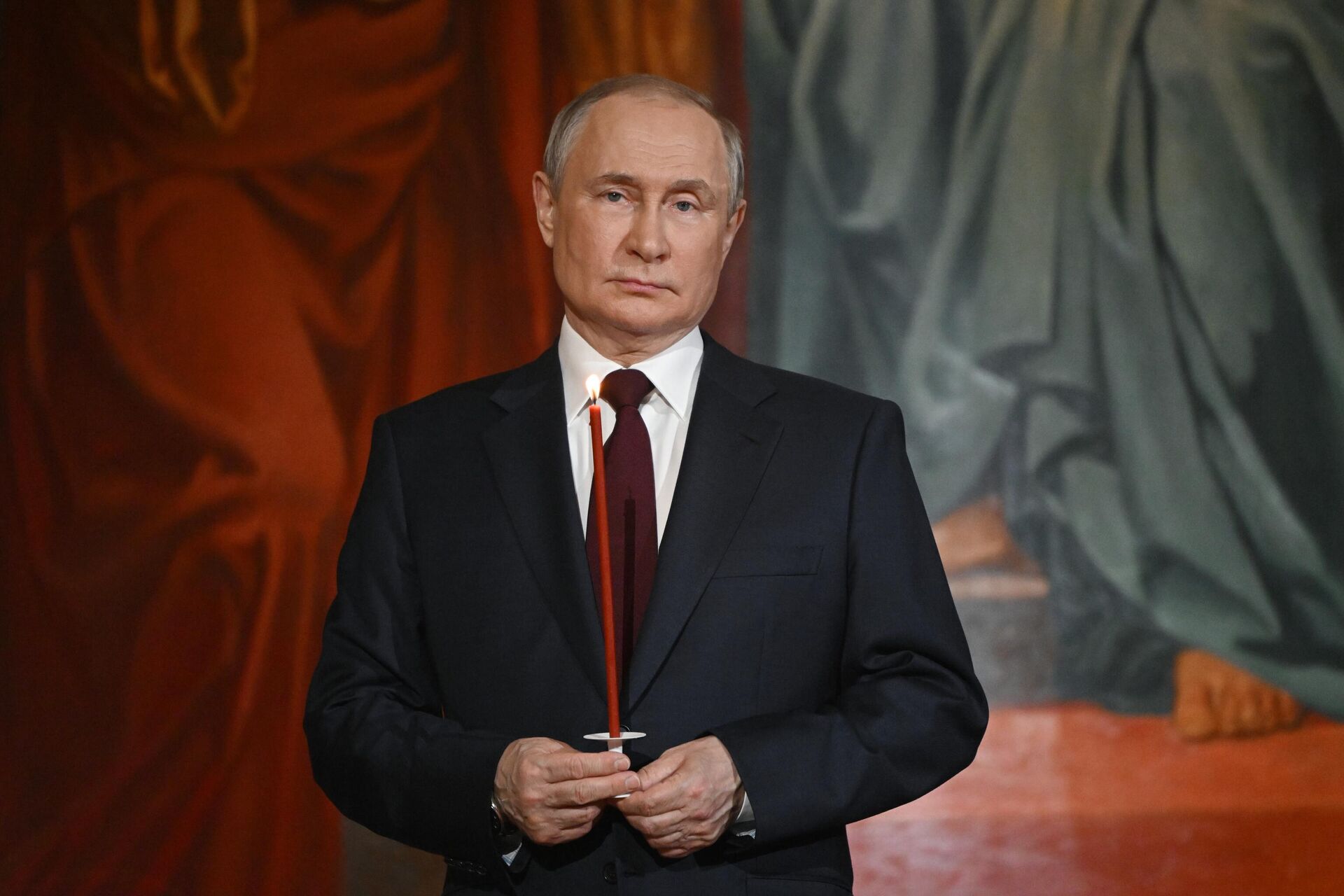 Ngày 24 tháng 4 năm 2022.Tổng thống Nga Vladimir Putin dự lễ Phục sinh tại Nhà thờ Chúa Cứu thế ở Matxcơva. - Sputnik Việt Nam, 1920, 24.04.2022