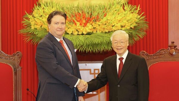 Tổng Bí thư Nguyễn Phú Trọng tiếp Đại sứ Hoa Kỳ Marc E. Knapper đến chào xã giao - Sputnik Việt Nam