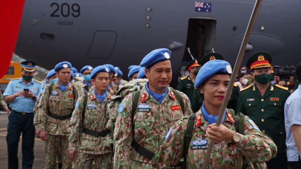 Lực lượng chiếc sĩ mũ nồi xanh Việt Nam sang Nam Sudan - Sputnik Việt Nam