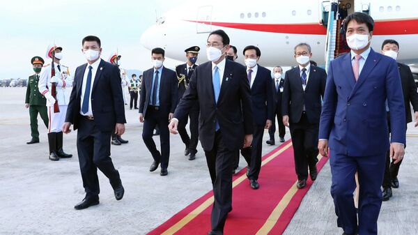 Thủ tướng Nhật Bản Kishida Fumio bắt đầu chuyến thăm chính thức Việt Nam
 - Sputnik Việt Nam