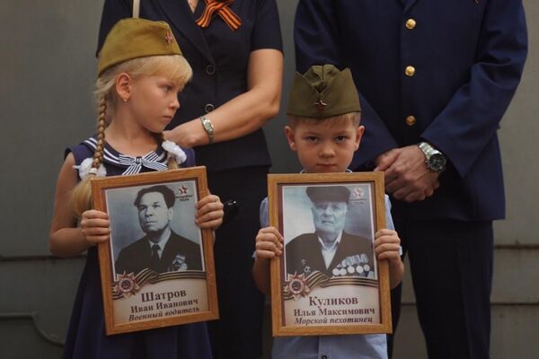 Lễ tưởng niệm “Trung đoàn bất tử” tại Hà Nội - Sputnik Việt Nam