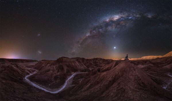 Bức ảnh The salt road của nhiếp ảnh gia Chile Alexis Trigo, lọt Top 25 ảnh xuất sắc nhất trong cuộc thi &quot;2022 Milky Way photographer of the year&quot; - Sputnik Việt Nam