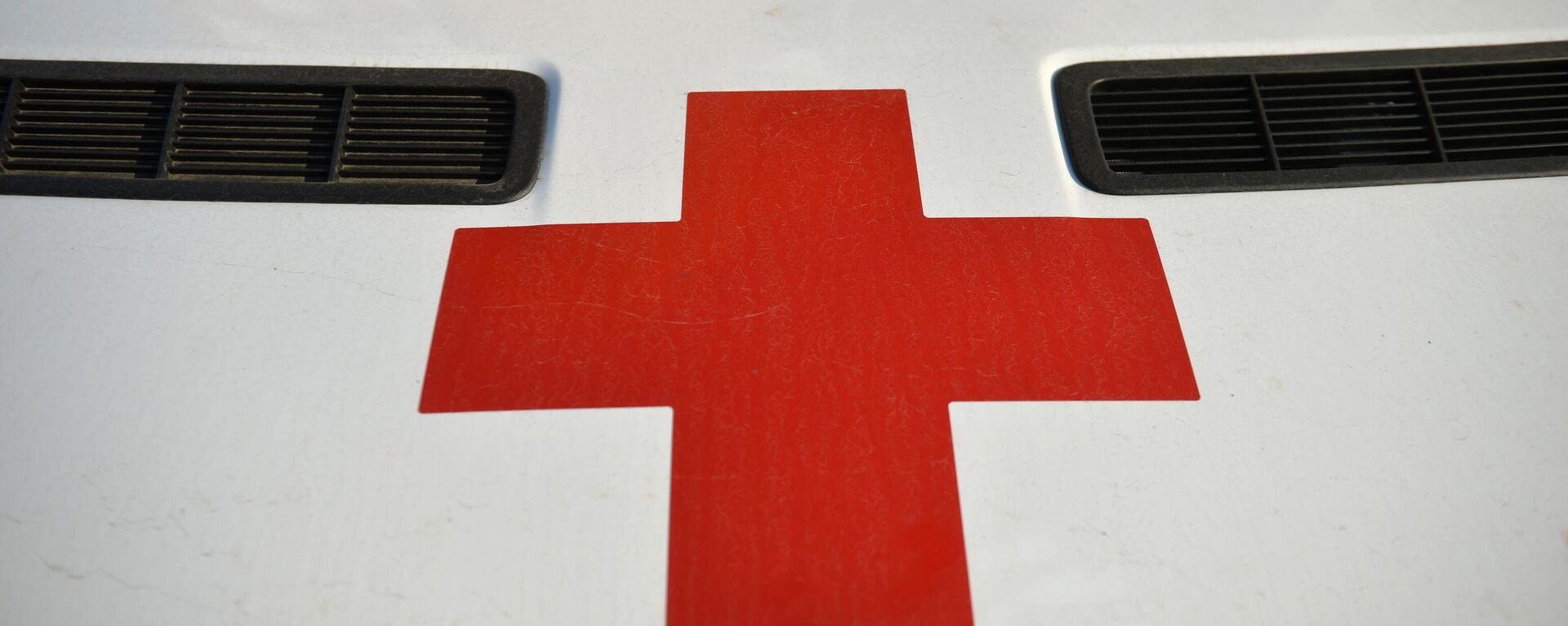 Chữ thập đỏ trên xe cứu thương - Sputnik Việt Nam, 1920, 02.10.2022